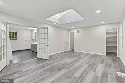 Entry Way - 13918 Crest Hill Ln, Silver Spring, MD 20905 photo 1 of 6