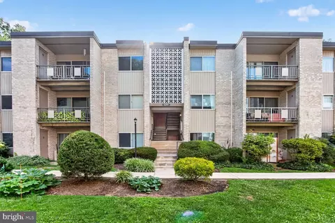 12207 Braxfield Ct #56, Rockville, MD 20852