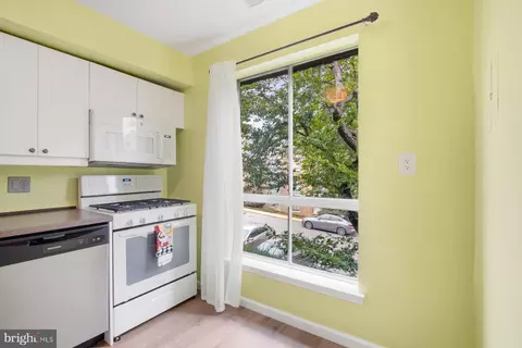 Kitchen - 3932 Bel Pre Rd #3932-6, Silver Spring, MD 20906 photo 2 of 3