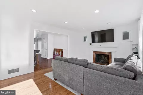 Entry Way - 12502 Dalewood Dr, Silver Spring, MD 20906 photo 1 of 10