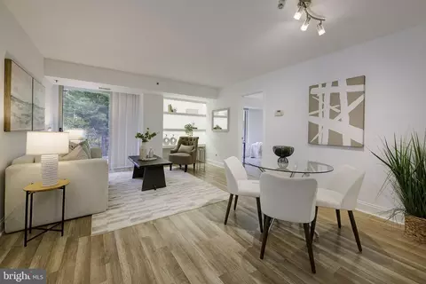 7500 Woodmont Ave #S419, Bethesda, MD 20814