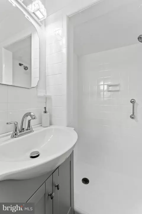 Bath - 11006 Childs St, Silver Spring, MD 20901 photo 2 of 8