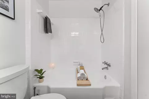 Bath - 11006 Childs St, Silver Spring, MD 20901 photo 4 of 8