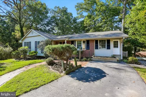 Exterior - 1002 Broadmore Cir, Silver Spring, MD 20904 photo 2 of 19