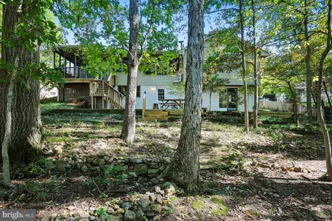 Exterior - 1002 Broadmore Cir, Silver Spring, MD 20904 photo 16 of 19