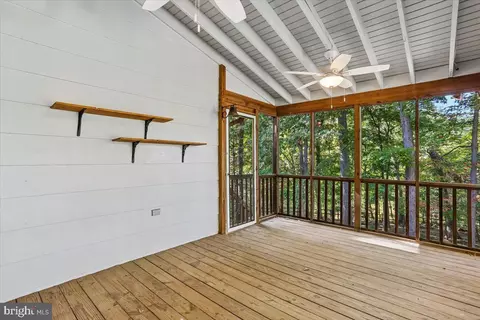 Exterior - 1002 Broadmore Cir, Silver Spring, MD 20904 photo 9 of 19