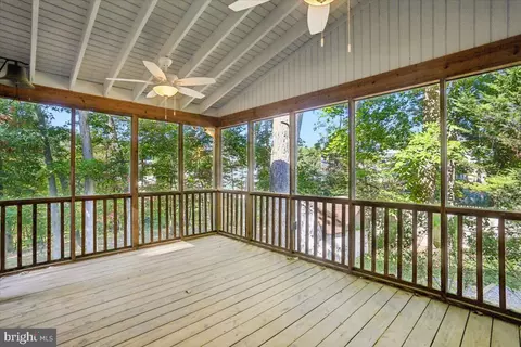 Exterior - 1002 Broadmore Cir, Silver Spring, MD 20904 photo 7 of 19