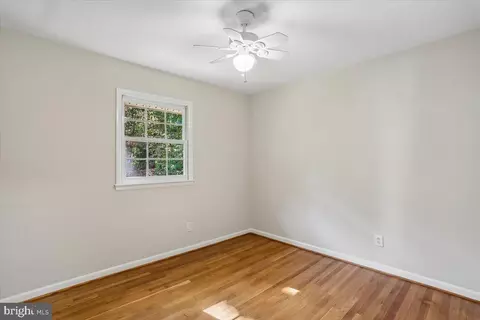 Bedroom - 1002 Broadmore Cir, Silver Spring, MD 20904 photo 3 of 7