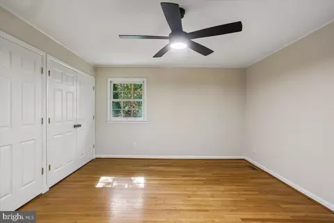 Bedroom - 1002 Broadmore Cir, Silver Spring, MD 20904 photo 2 of 7