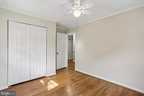 Bedroom - 1002 Broadmore Cir, Silver Spring, MD 20904 photo 4 of 7