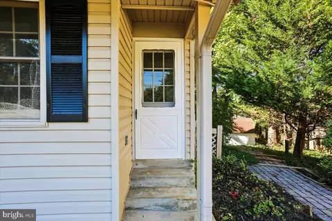 Exterior - 1002 Broadmore Cir, Silver Spring, MD 20904 photo 5 of 19