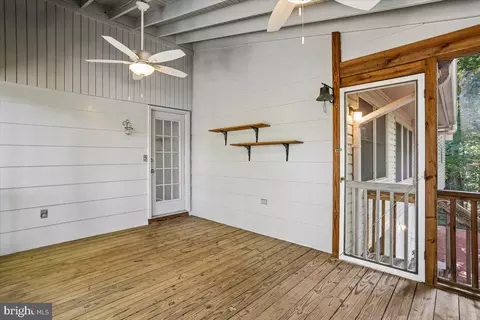 Exterior - 1002 Broadmore Cir, Silver Spring, MD 20904 photo 6 of 19