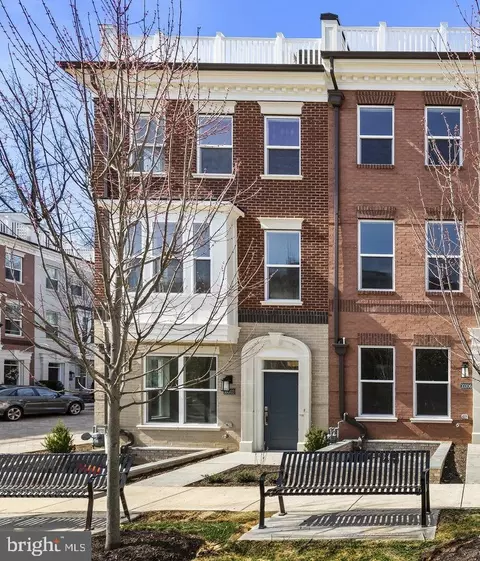 10302 Grosvenor Pl, Rockville, MD 20852