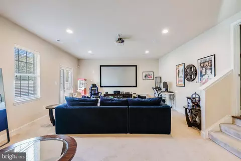 Entry Way - 14414 Clay Rock Ln, Silver Spring, MD 20906 photo 4 of 6