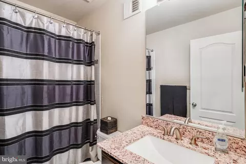Bath - 14414 Clay Rock Ln, Silver Spring, MD 20906 photo 4 of 4