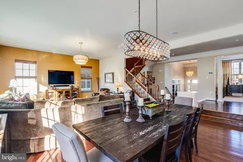 Dining - 14414 Clay Rock Ln, Silver Spring, MD 20906 photo 6 of 6