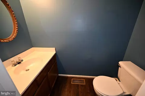 Bath - 15019 Shamrock Ridge Rd, Silver Spring, MD 20906 photo 1 of 4