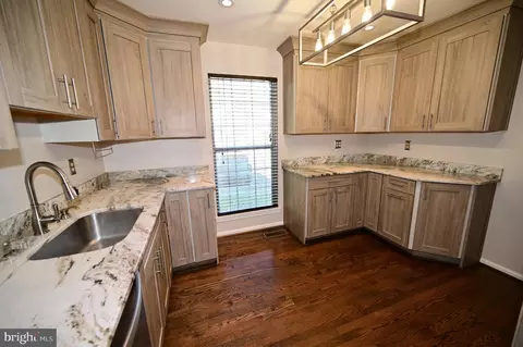 Kitchen - 15019 Shamrock Ridge Rd, Silver Spring, MD 20906 photo 5 of 6