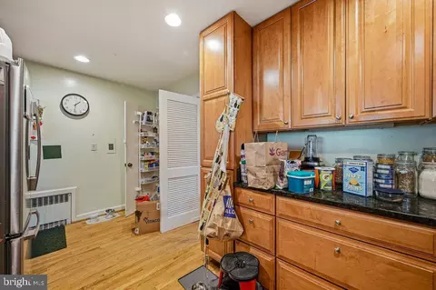 Entry Way - 1700 Priscilla Dr, Silver Spring, MD 20904 photo 2 of 5
