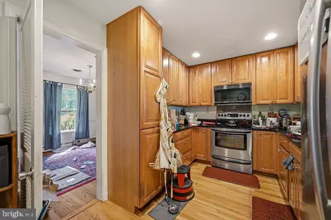 Kitchen - 1700 Priscilla Dr, Silver Spring, MD 20904 photo 2 of 3