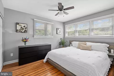 Bedroom - 10401 Haywood Dr, Silver Spring, MD 20902 photo 1 of 2