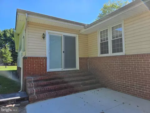 Exterior - 15451 Thompson Rd, Silver Spring, MD 20905 photo 3 of 4