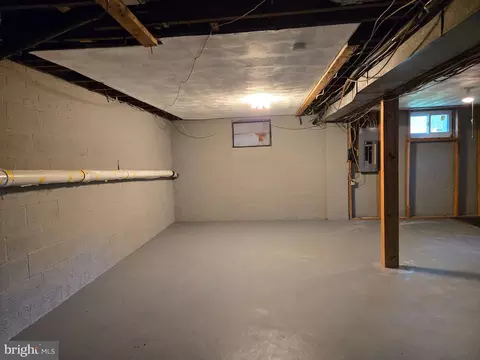 Other - 15451 Thompson Rd, Silver Spring, MD 20905 photo 6 of 7
