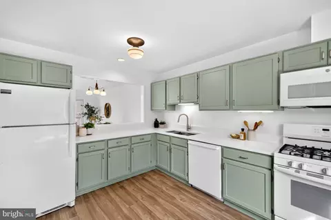 Kitchen - 8142 Hartford Ave, Silver Spring, MD 20910 photo 2 of 3