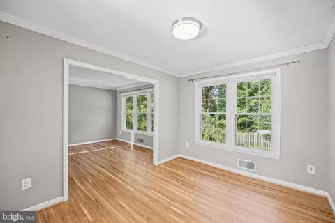 Living - 517 Highgate Ter, Silver Spring, MD 20904 photo 9 of 16