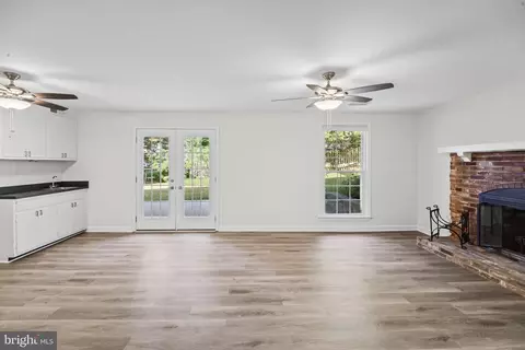 Living - 517 Highgate Ter, Silver Spring, MD 20904 photo 11 of 16