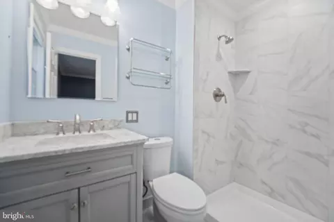 Bath - 517 Highgate Ter, Silver Spring, MD 20904 photo 2 of 5
