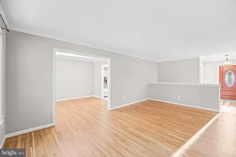 Living - 517 Highgate Ter, Silver Spring, MD 20904 photo 5 of 16