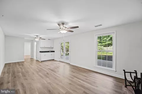 Living - 517 Highgate Ter, Silver Spring, MD 20904 photo 13 of 16