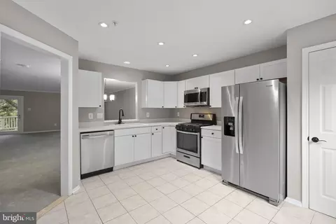 Kitchen - 3 Fiddleleaf Ct, Olney, MD 20832 photo 1 of 2