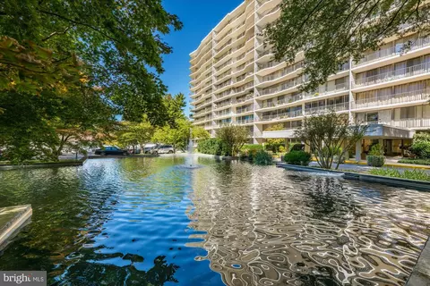 3333 University Blvd W #1208, Kensington, MD 20895