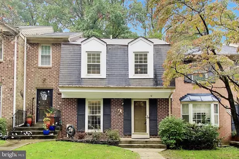 7344 Greentree Rd, Bethesda, MD 20817