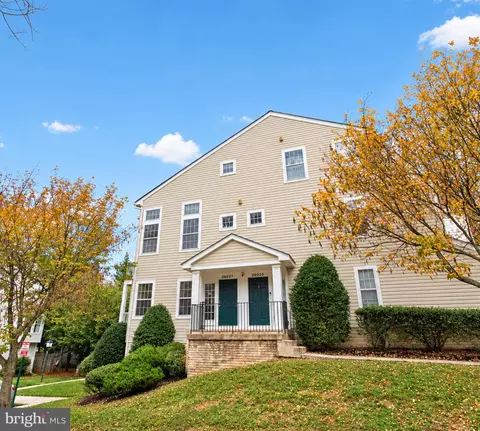 20527 Golf Course Dr, Germantown, MD 20874