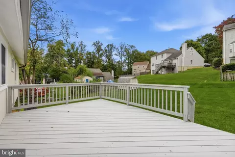 Exterior - 13205 Wilton Oaks Dr, Silver Spring, MD 20906 photo 3 of 5