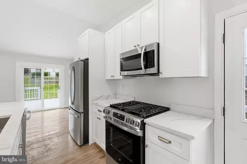 Kitchen - 13205 Wilton Oaks Dr, Silver Spring, MD 20906 photo 3 of 3