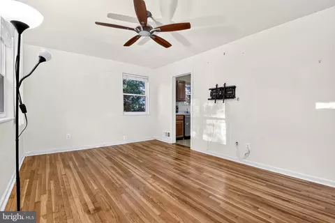 Living - 11813 College View Dr, Silver Spring, MD 20902 photo 1 of 7