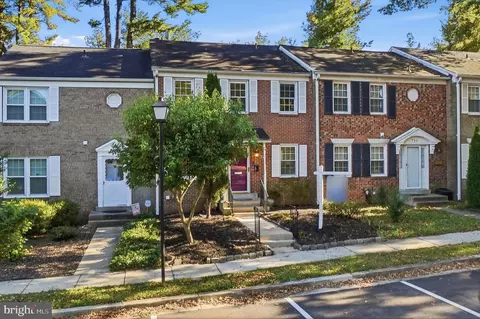 720 Gormley Dr, Rockville, MD 20850