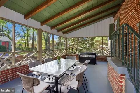 Exterior - 10016 Portland Rd, Silver Spring, MD 20901 photo 4 of 11