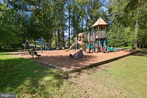 View/Area - 10016 Portland Rd, Silver Spring, MD 20901 photo 1 of 1