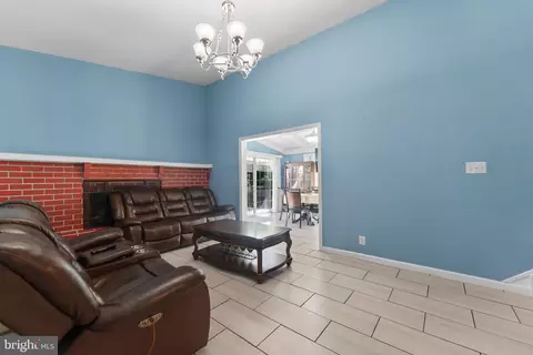 Entry Way - 11309 Clara St, Silver Spring, MD 20902 photo 7 of 9