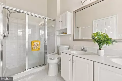 Bath - 14214 Plum Run Way, Silver Spring, MD 20906 photo 2 of 4