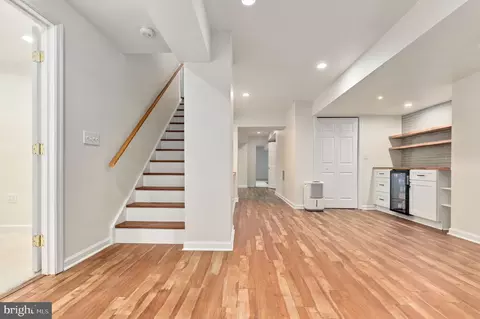 Entry Way - 2203 Aventurine Way, Silver Spring, MD 20904 photo 2 of 2