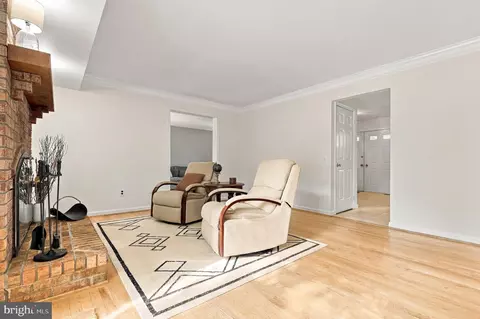Living - 2203 Aventurine Way, Silver Spring, MD 20904 photo 2 of 6
