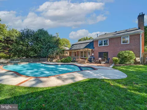 11610 Split Rail Ct, North Bethesda, MD 20852