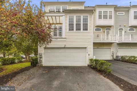 1117 Gaither Rd, Rockville, MD 20850