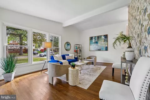 Living - Undisclosed, Silver Spring, MD 20902 photo 1 of 4